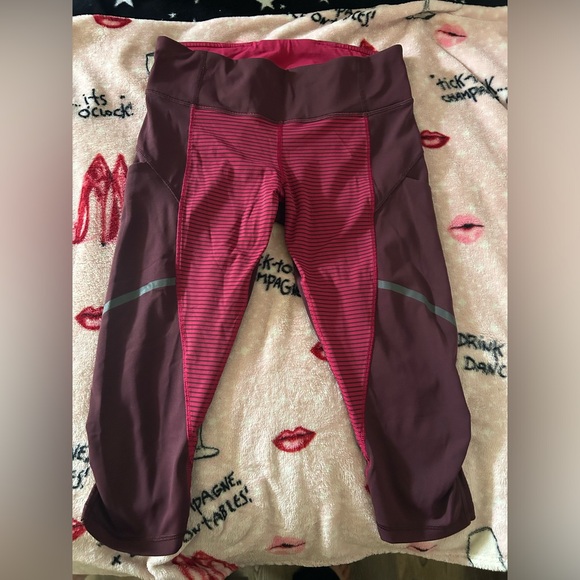 Lululemon burgundy leggings - Picture 1 of 2